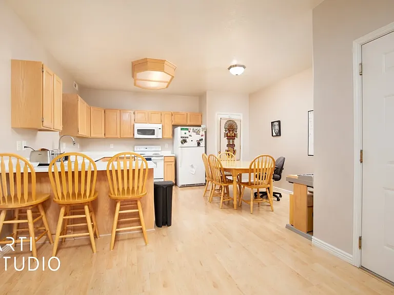 331 N Belmont Pl #233 — Photo 1