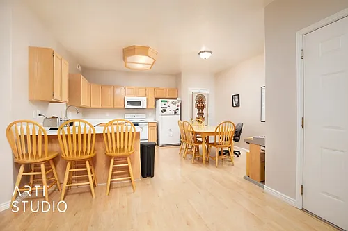 331 N Belmont Pl Photo 1