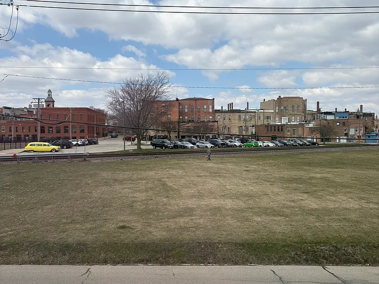 N Madison St — Photo 1