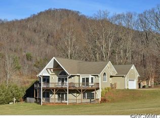 86 Stepping Stone Ln, Waynesville, NC 28786