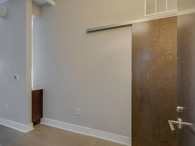 2115 Yeaman Pl #432 — Photo 18