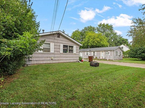 3rd image of 2112 Ferrol St
