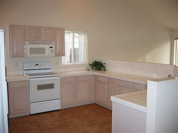2nd image of 2630 Royal Palm Ave