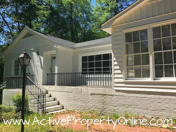 2nd image of 1737 Waverland Cir