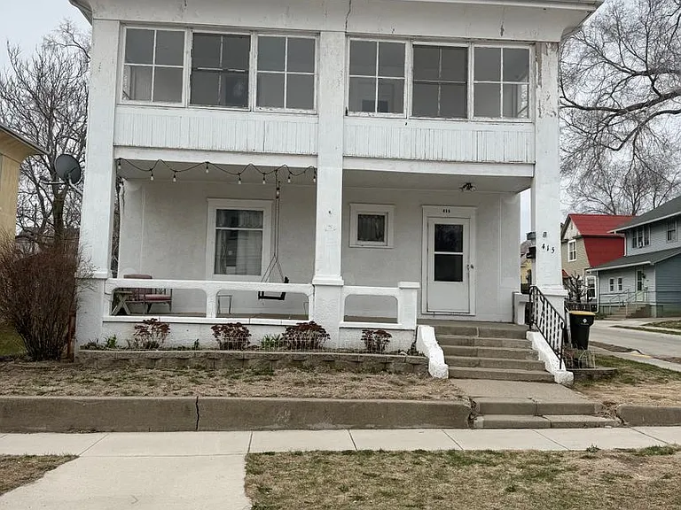 415 George St — Photo 1