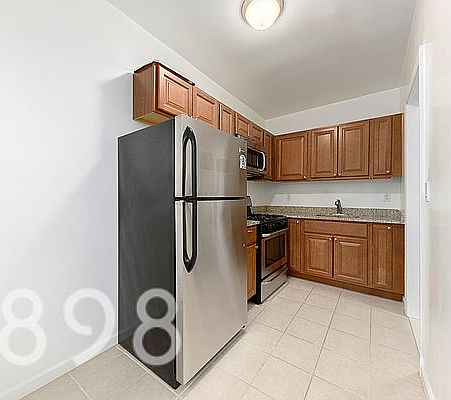 4th image of 43-9 47th Ave #3F