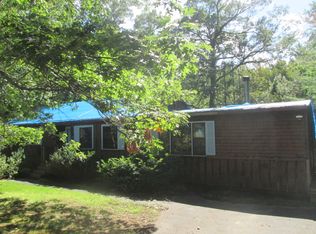 57 Amesbury Rd, Newton, NH 03858