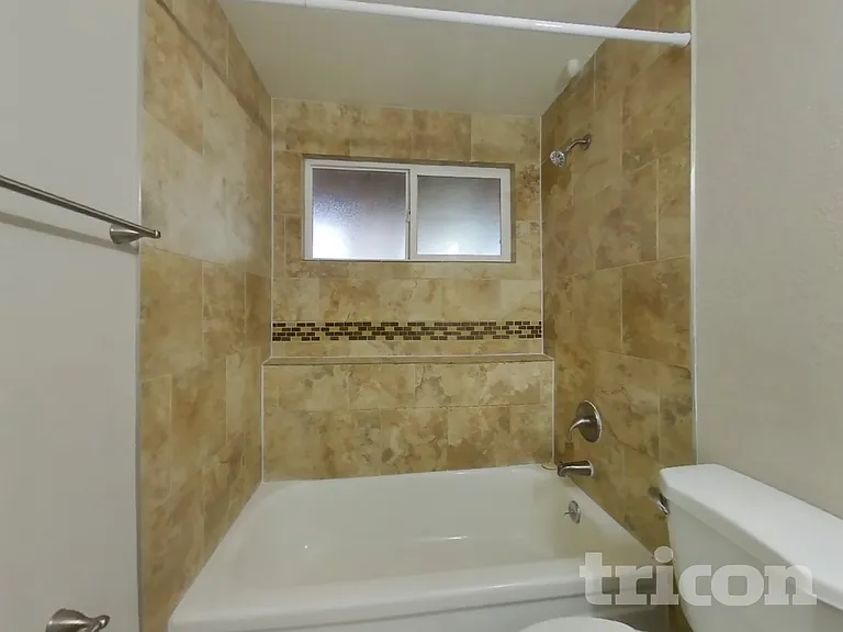 2505 Nadine Dr — Photo 15