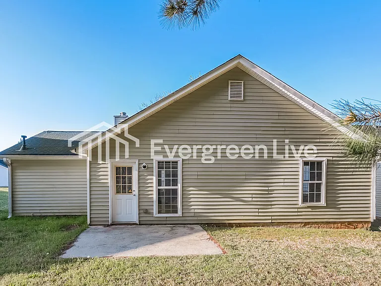 6380 Ariaal Dr — Photo 14