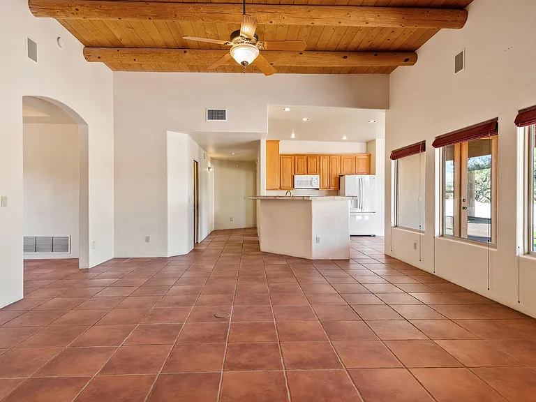 10450 E Placita Guanajuato — Photo 13