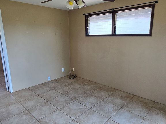 5th image of 242 Kanani Rd