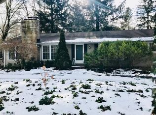 15011 Hook Hollow Rd, Novelty, OH 44072