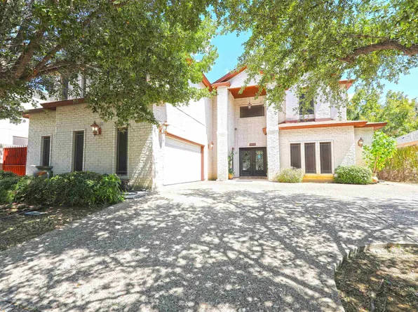 1535 Summit Dr, Laredo, TX 78045