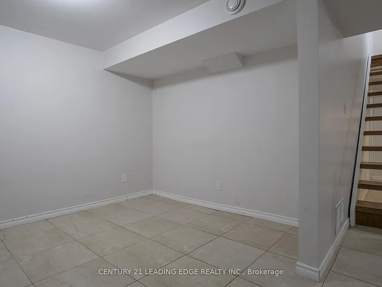 26 Angus Dr #BASEMENT — Photo 6