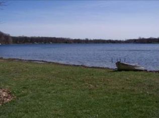 58400 E Clear Lake Rd, Three Rivers, MI 49093