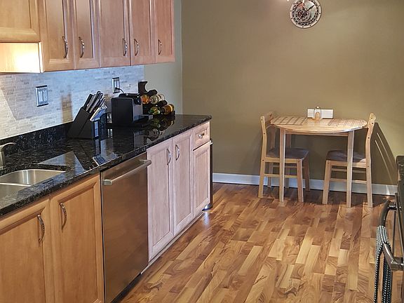 2nd image of 1747 W Crystal Ln Unit 408