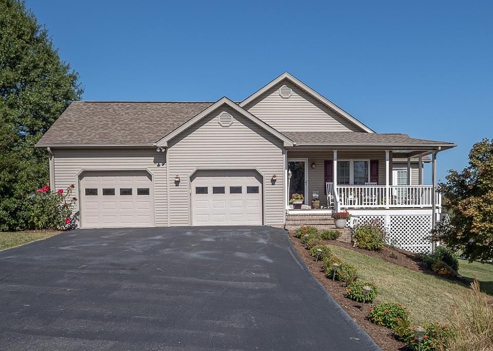 1st image of 3721 Autumn Dr