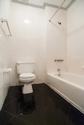 Rented by WAM Partners - William Moses Co. | media 44