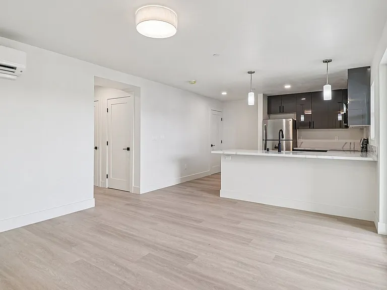 40rty on Colony — Photo 28