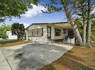 8200 Archie St, Englewood, FL 34224