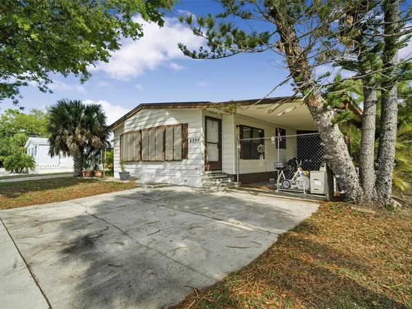 8200 Archie St, Englewood, FL 34224