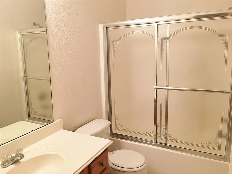 4212 Park Village Ct — Photo 9