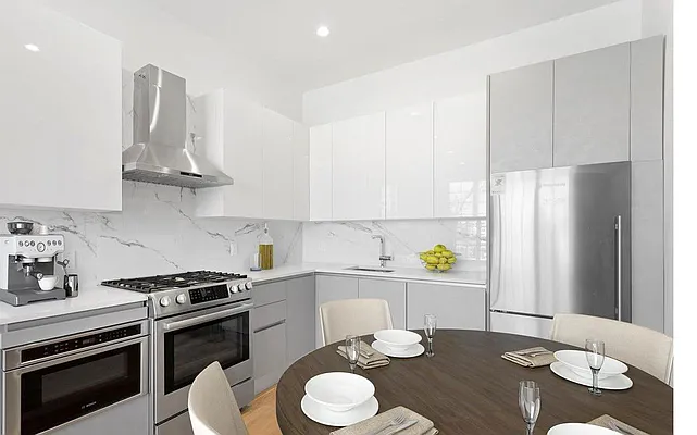 Rented by Owner | media 12
