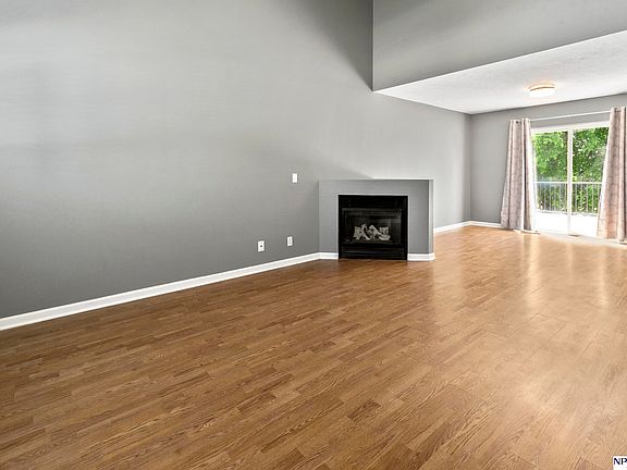 5th image of 16507 Erskine St