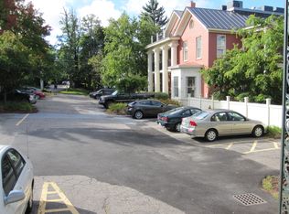 328 College St APT 5, Burlington, VT 05401