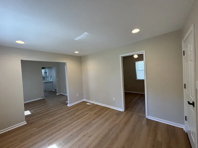 1470 Donovan St — Photo 6