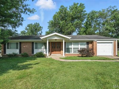 701 Fernview Dr, Saint Louis, MO, 63141