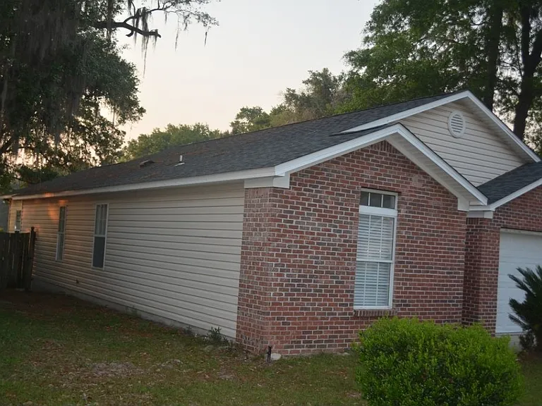 5237 Water Valley Dr — Photo 2