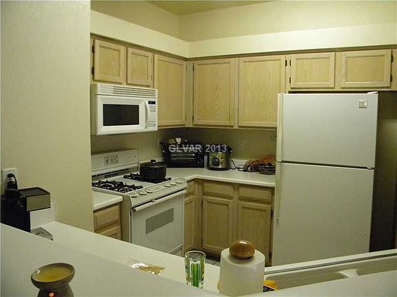 5th image of 5415 W Harmon Ave Unit 1029