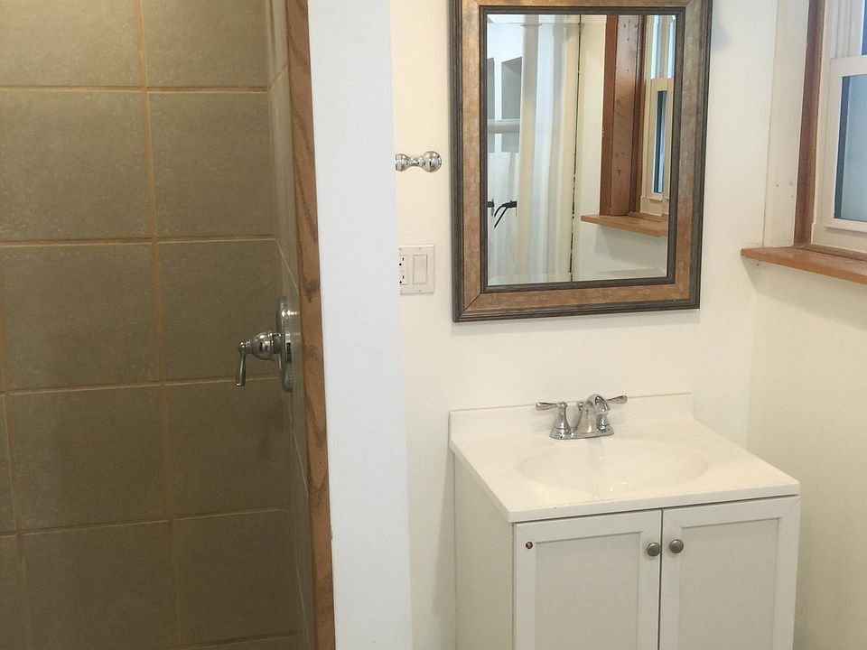 2nd image of 5405 S Lockwood Ave #1