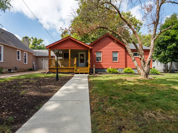 1406 Fell Ave, Bloomington, IL 61701