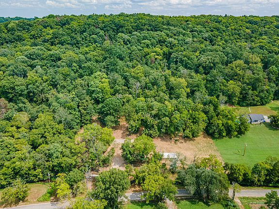 2nd image of 5049 Miller Lake Rd