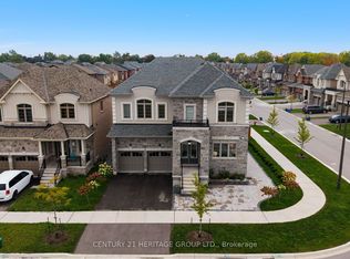 319 Danny Wheeler Blvd, Georgina, ON L4P 0K1