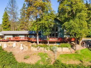 1683 E Evans Creek Rd, Rogue River, OR 97537
