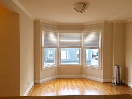 2nd image of 1304 Lombard St