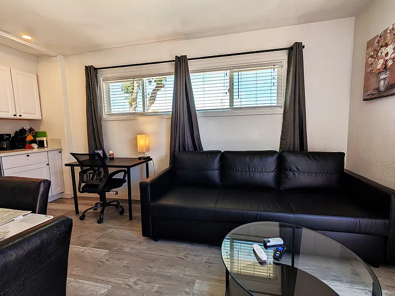 4220 Clairemont Dr #2 — Photo 12