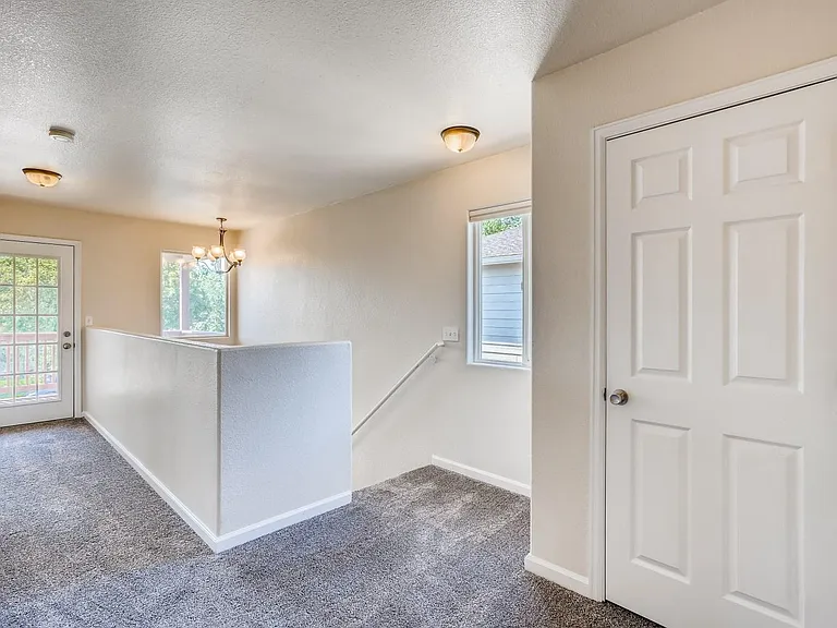 4818 Benton St — Photo 17