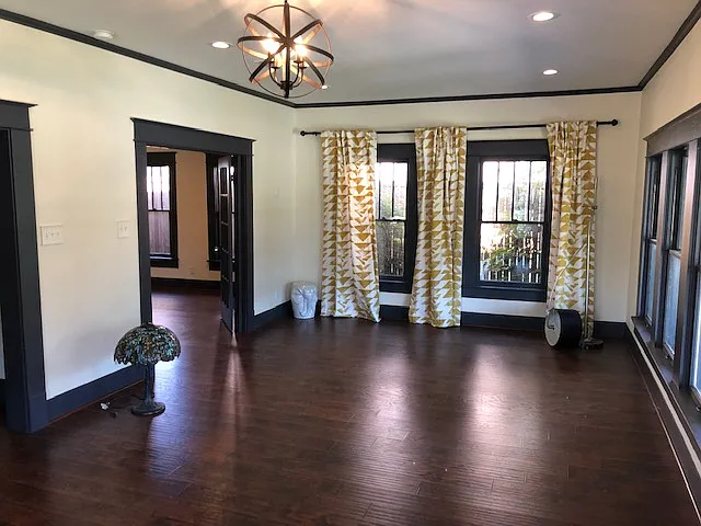 2 bed, 2030 sqft, $2,700 — Photo 3
