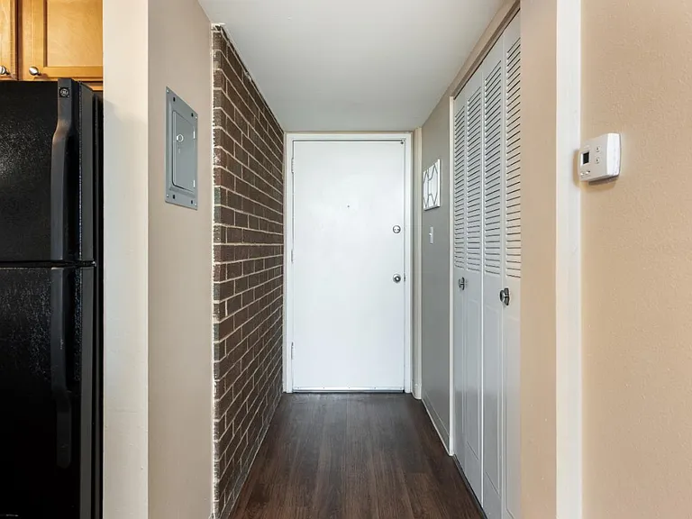 Beacon House — Photo 14