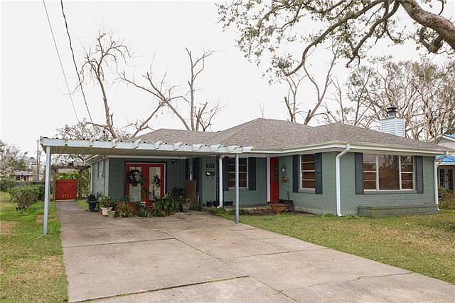1st image of 527 Jefferson Dr