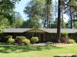 25976 Marina Rd, Veneta, OR 97487
