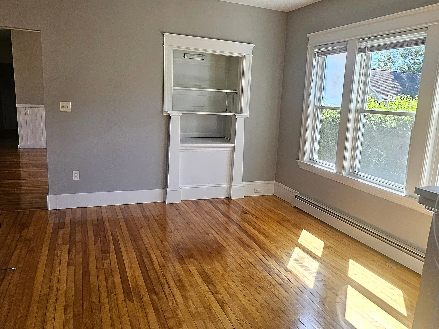 320 Hamilton St — Photo 4
