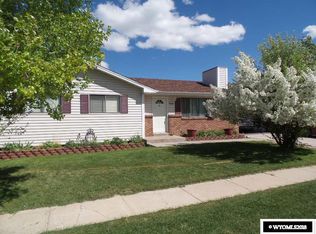 214 Dell Rio Dr, Evanston, WY 82930