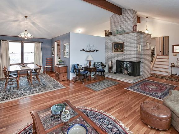2nd image of 48 W Cottage St