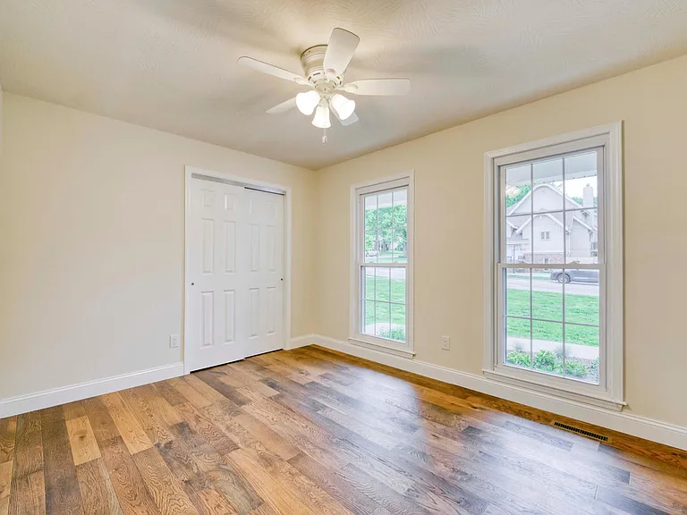 432 E Grayrock Dr — Photo 32
