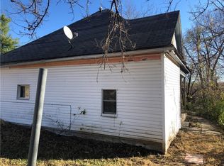 705 Garden St, Saint Joseph, MO 64504